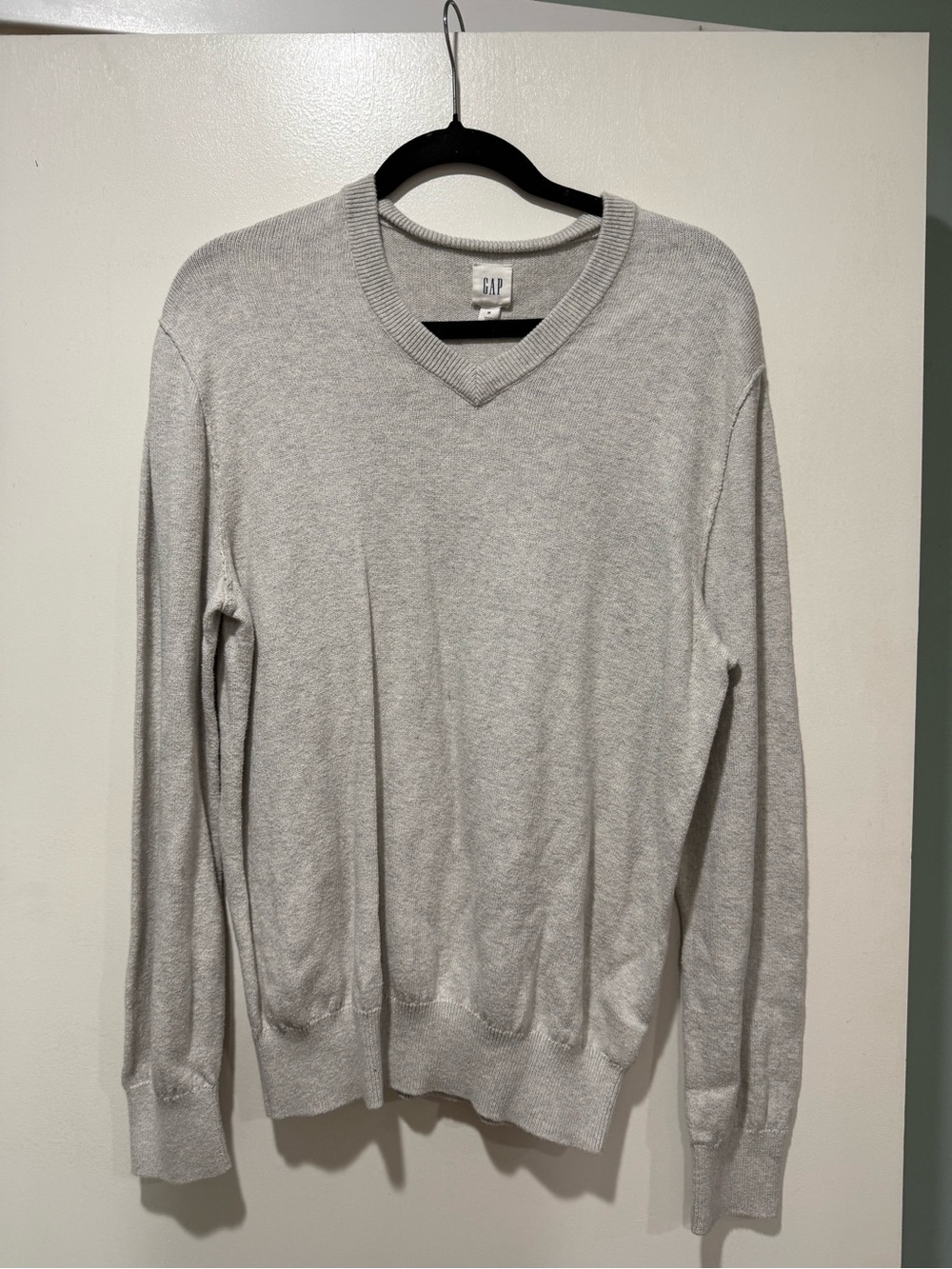 Men’s GAP Grey Sweater - Size M